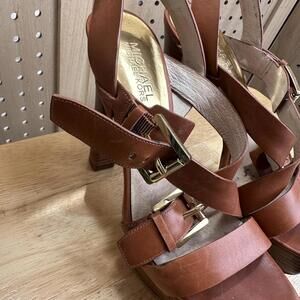 Michael Kors Leather Cross Strap Heel Sz 7.5